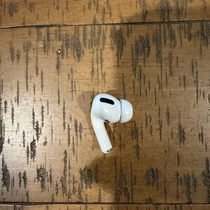 Apple AirPods Pro (1st Generation) – LEFT Earbud Only | Genuine Replacement